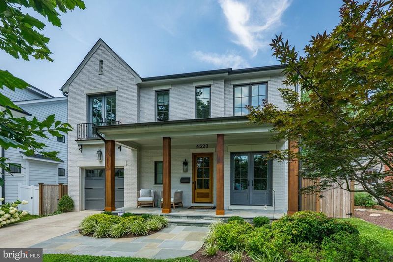 4523 Cheltenham Dr, Bethesda, MD 20814