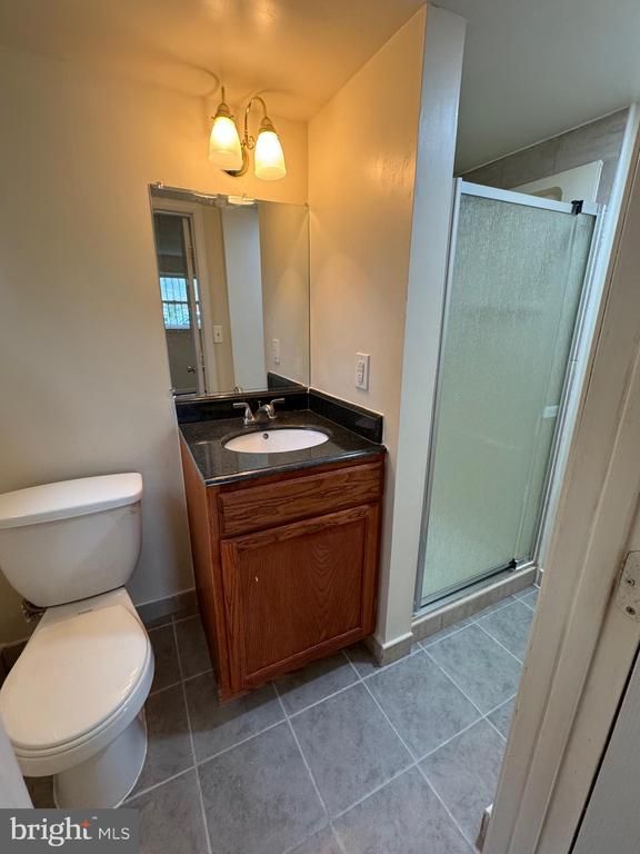 1408 Shady Glen Dr, District Heights, MD 20747