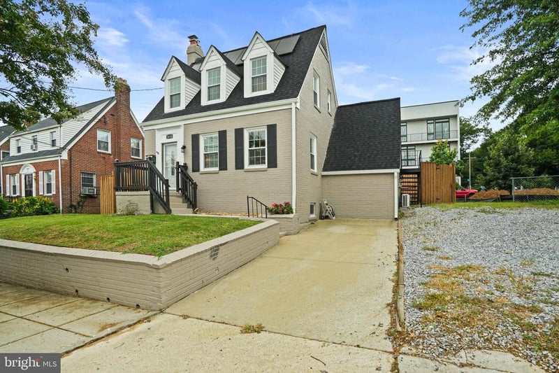2410 21st Pl NE, Washington, DC 20018