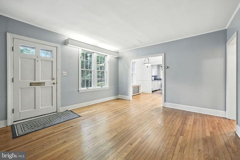9330 Caroline Ave, Silver Spring, MD 20901