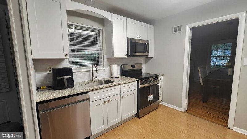 12912 Middlevale Ln, Silver Spring, MD 20906