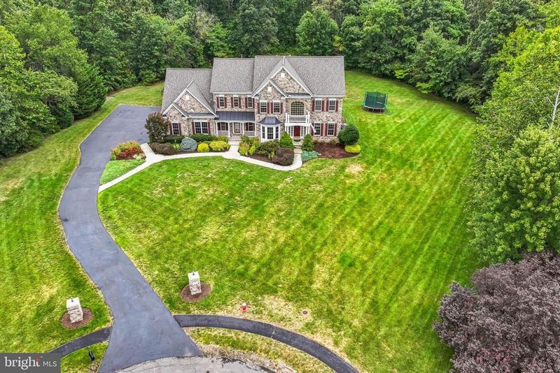 42804 Appaloosa Trail Ct, Chantilly, VA 20152