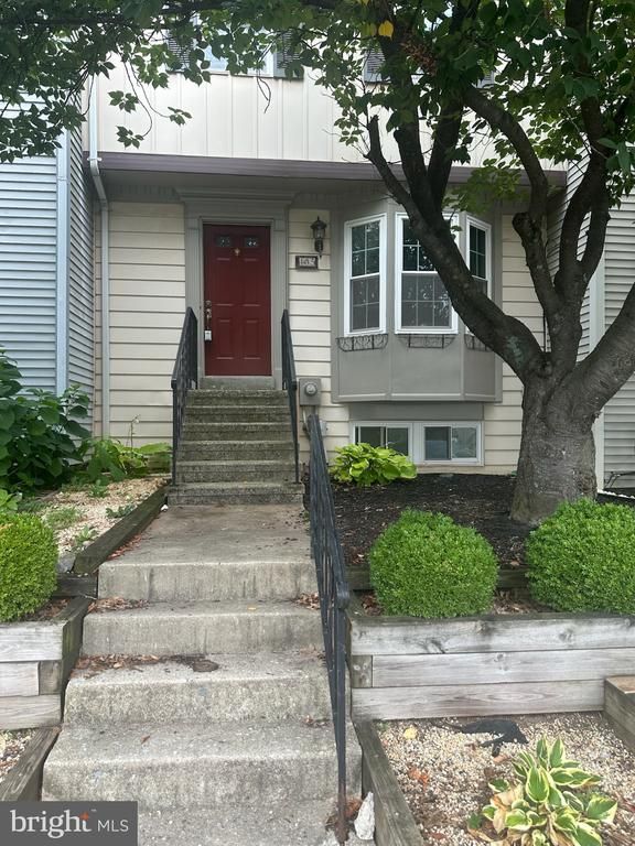 405 Megan Ct, Frederick, MD 21701