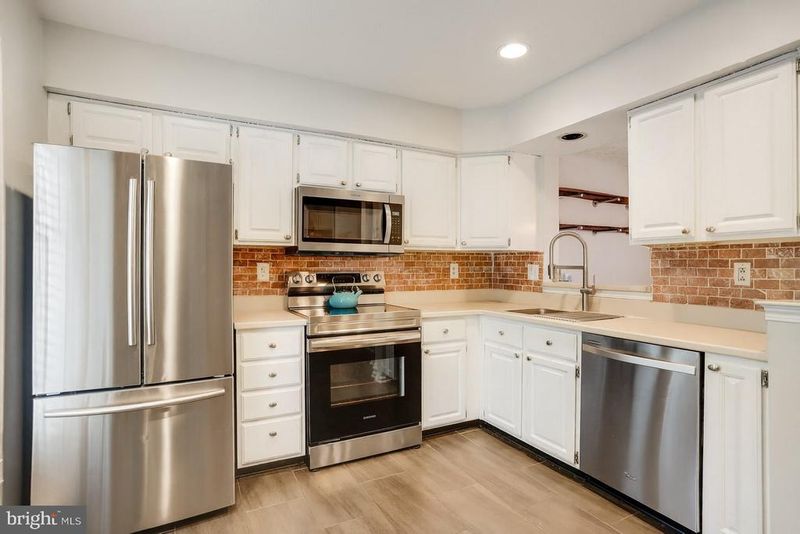 6217 Hastings Ct, Frederick, MD 21703