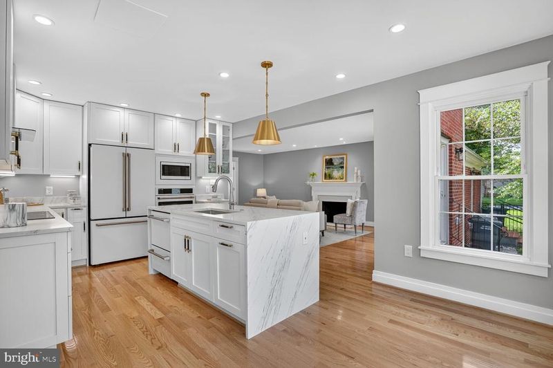 4122 Ferry Landing Rd, Alexandria, VA 22309
