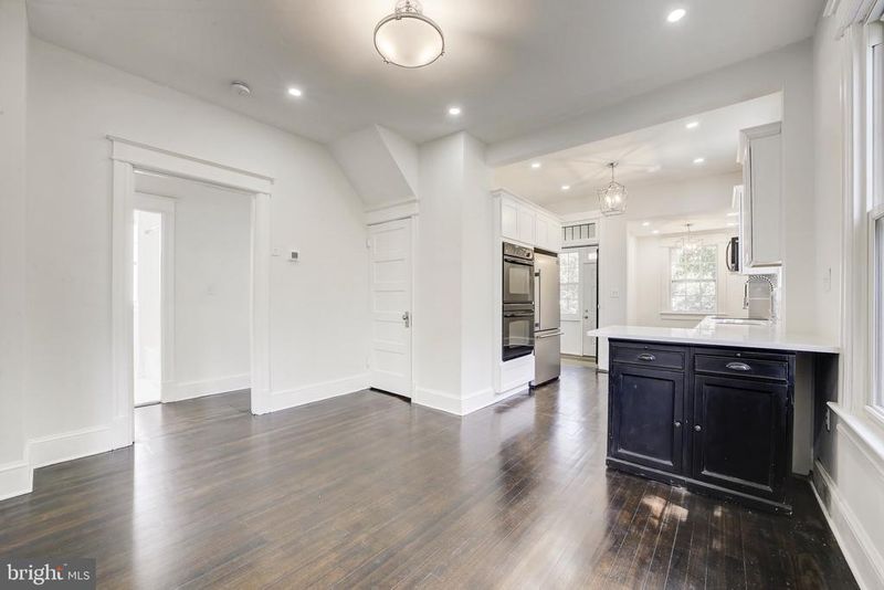 3214 5th St SE, Washington, DC 20032