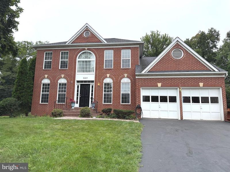 46819 Gunflint Way, Sterling, VA 20164