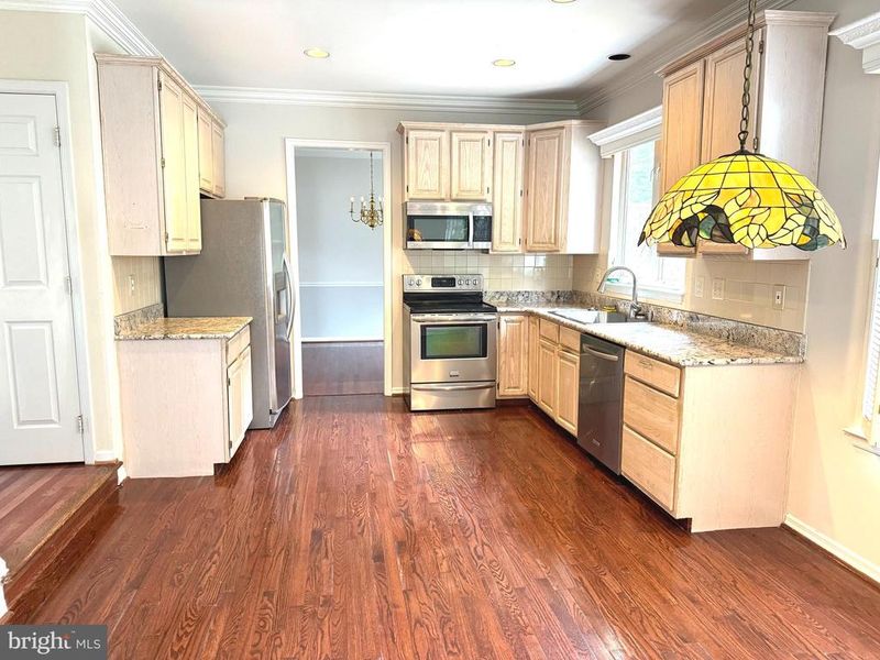 46819 Gunflint Way, Sterling, VA 20164