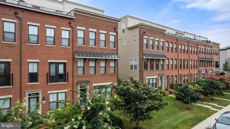 22951 Sullivans Cv, Brambleton, VA 20148