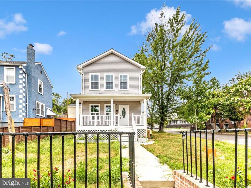 4820 Hayes St NE, Washington, DC 20019