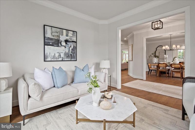 3608 Center Dr, Alexandria, VA 22309