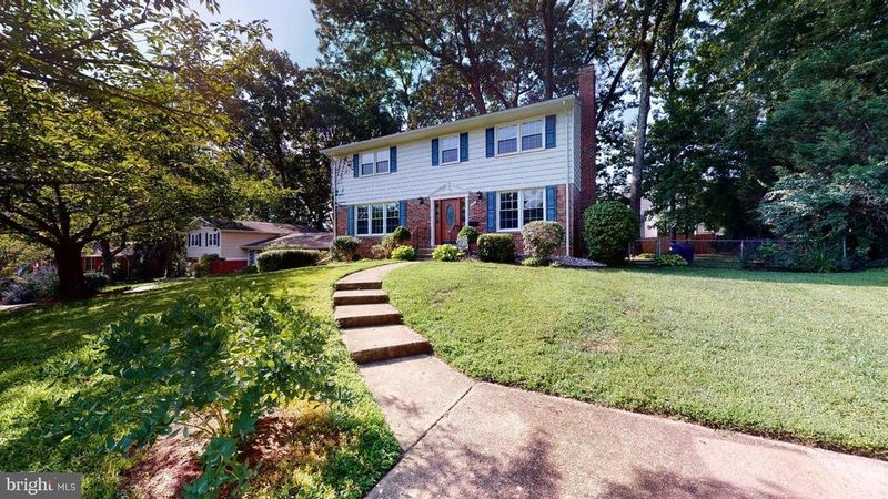 2527 Bull Run Ct, Vienna, VA 22180