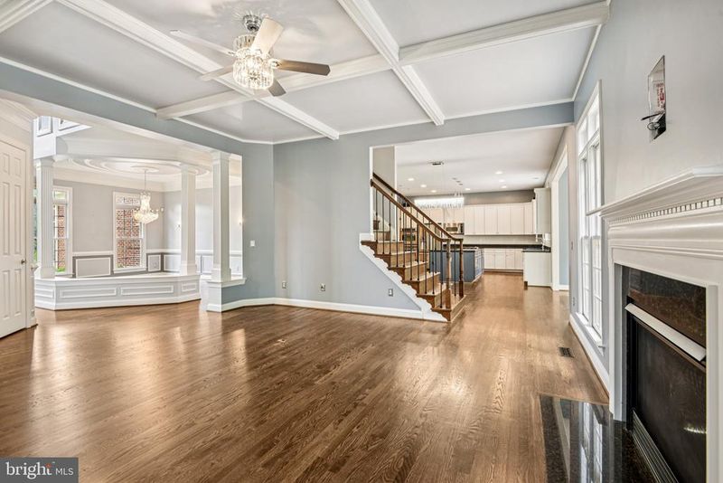 27586 Paddock Trail Pl, Chantilly, VA 20152