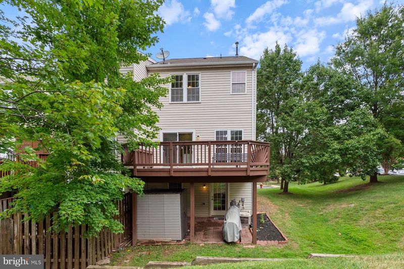 45585 Trestle Ter, Sterling, VA 20166