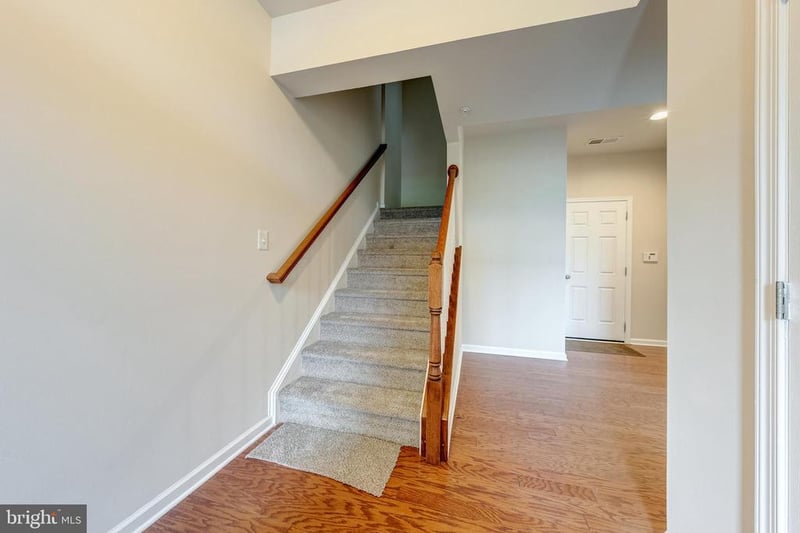 22635 Norwalk Sq, Ashburn, VA 20148