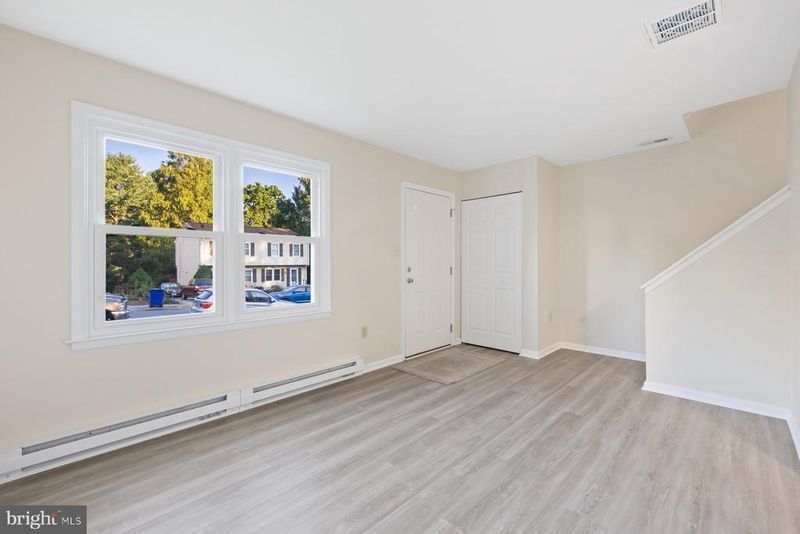 49 Wenner Dr, Brunswick, MD 21716