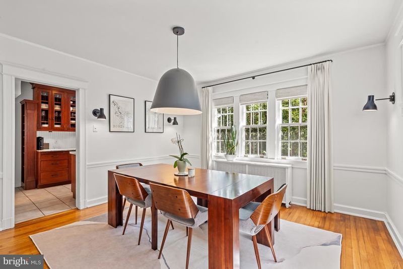 4452 Q St NW, Washington, DC 20007