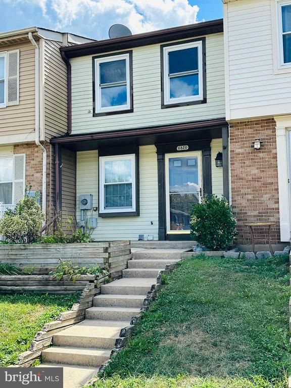 6820 Farmbrook Ct, Frederick, MD 21703