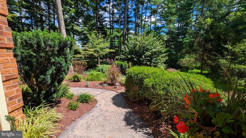 11540 Meeting House Rd, Myersville, MD 21773