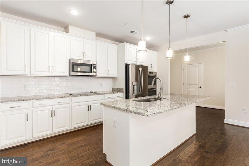 23631 Havelock Walk Ter #313, Ashburn, VA 20148