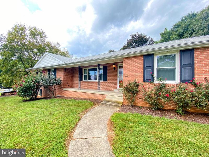 11102 Putman Rd, Thurmont, MD 21788