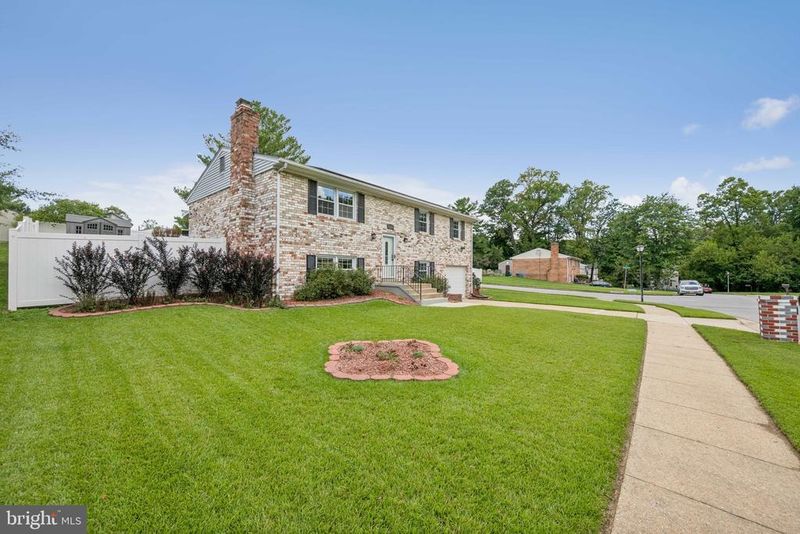 6109 Claridge Rd, Temple Hills, MD 20748