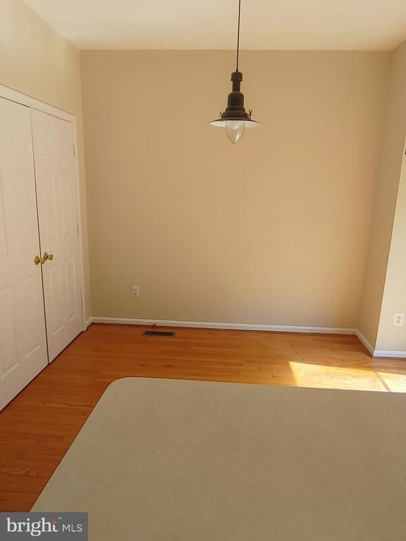 45523 Grand Central Sq, Sterling, VA 20166