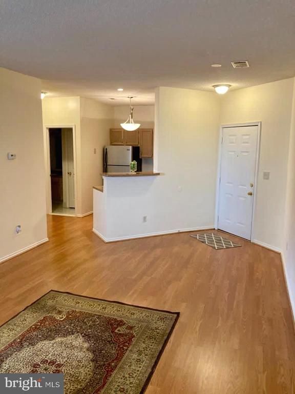 13085 Autumn Woods Way #204, Fairfax, VA 22033