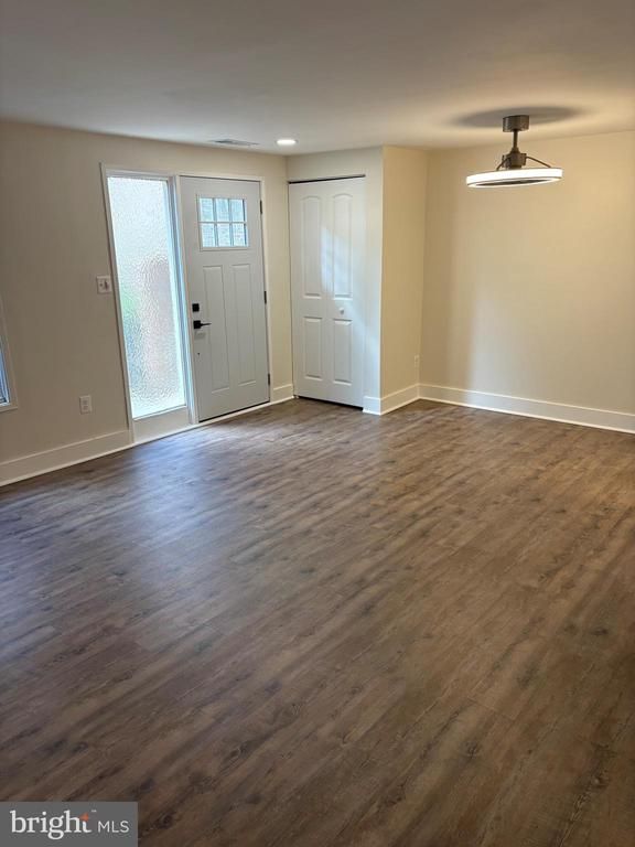 19450 Brassie Pl, Montgomery Village, MD 20886