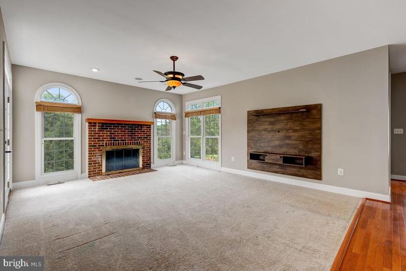 24188 Spring Meadow Cir, Aldie, VA 20105