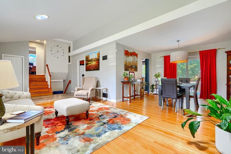 10708 Woodsdale Dr, Silver Spring, MD 20901