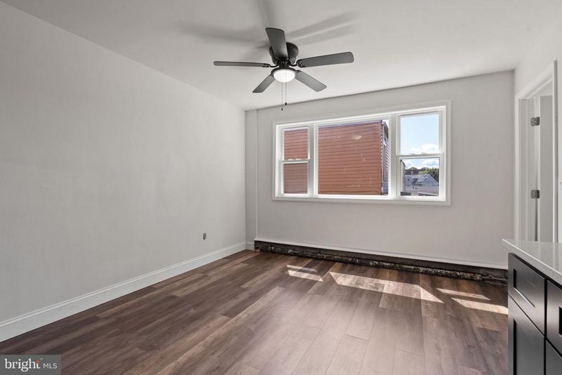 610 57th St NE #102, Washington, DC 20019
