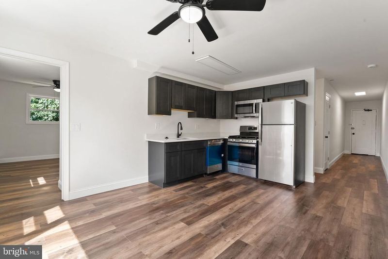 610 57th St NE #102, Washington, DC 20019