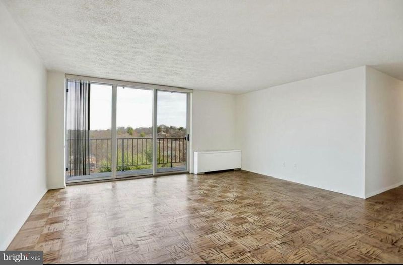 4520 King St #709, Alexandria, VA 22302