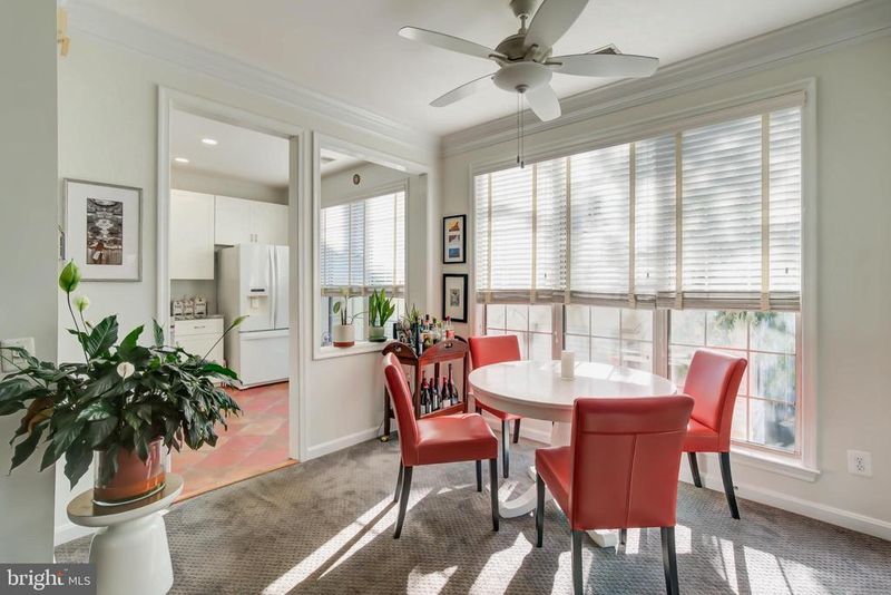 1919 Kenwood Ave #304, Alexandria, VA 22302