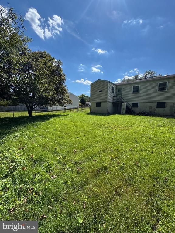1729 Olney Rd, Falls Church, VA 22043