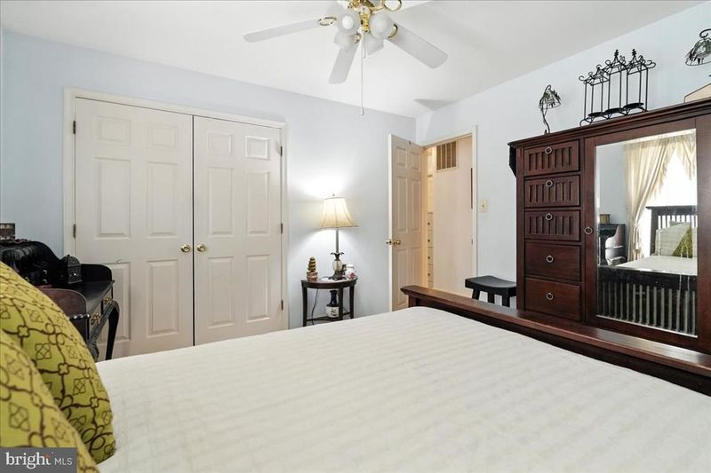 4105 Taunton Dr, Beltsville, MD 20705