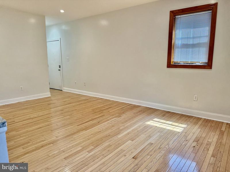 2201 15th St NW #101, Washington, DC 20009
