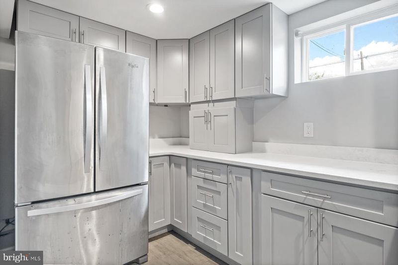 2215 Oak Glen Way, District Heights, MD 20747