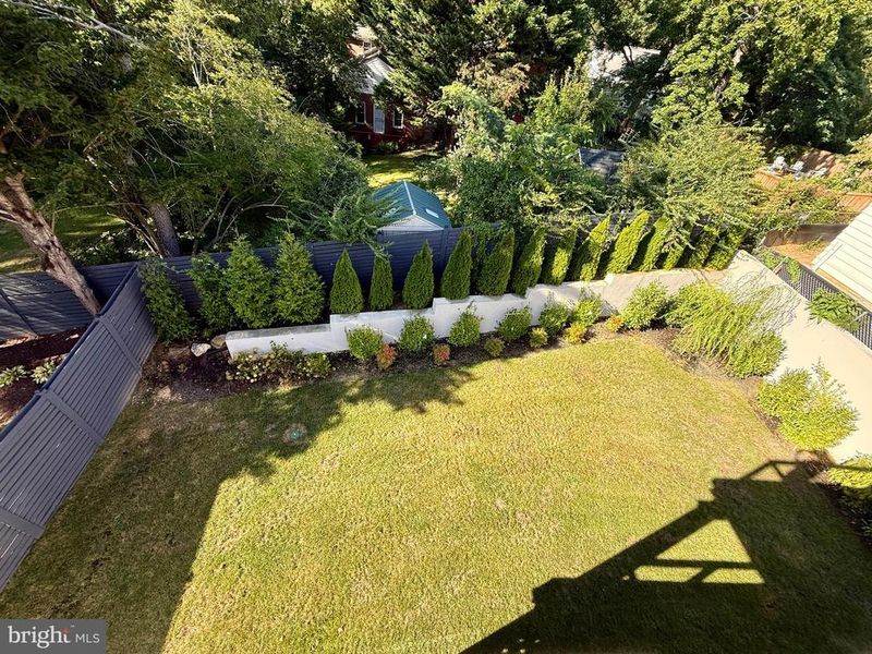 3417 Cummings Ln, Chevy Chase, MD 20815