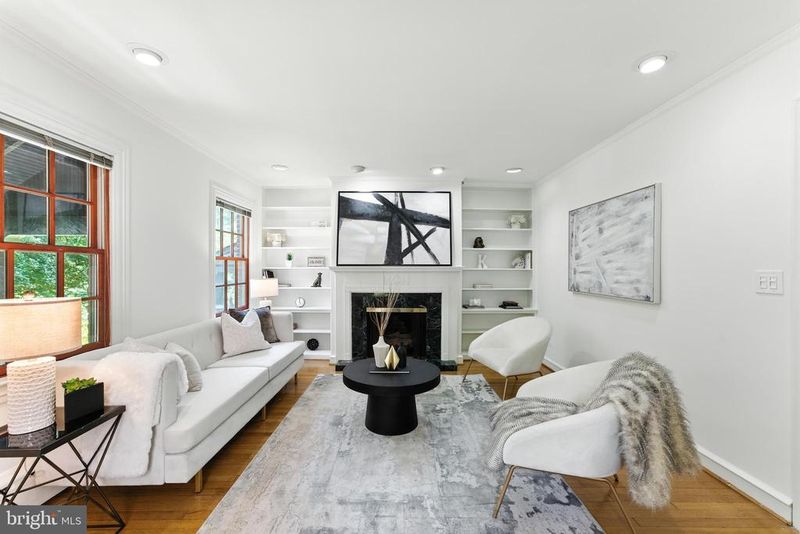 1510 44th St NW, Washington, DC 20007