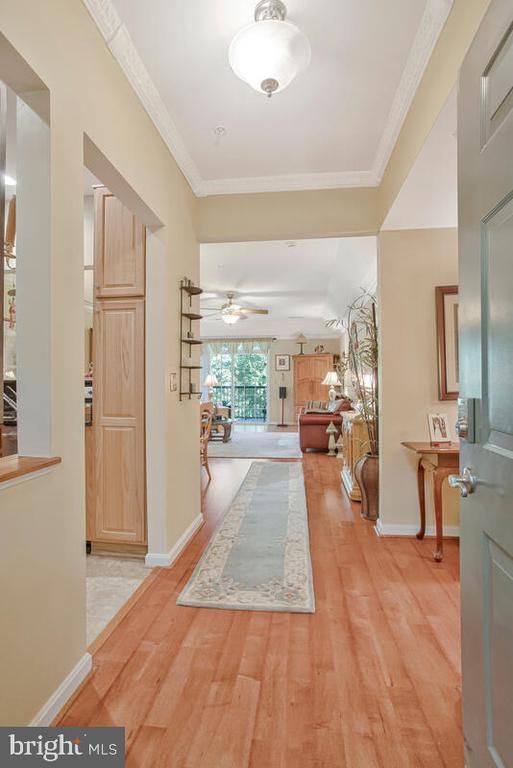 7315 Maplecrest Rd #405, Elkridge, MD 21075