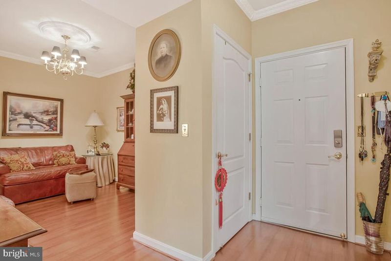 7315 Maplecrest Rd #405, Elkridge, MD 21075