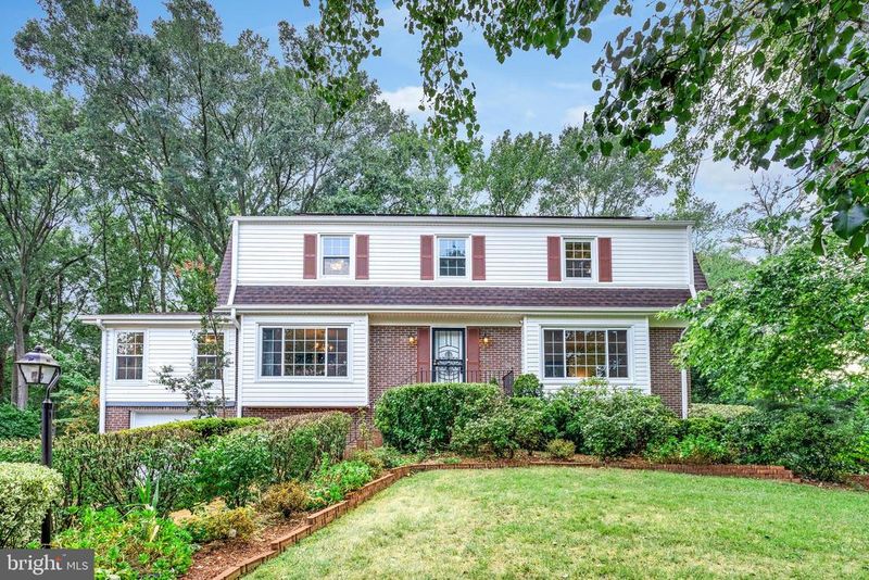 8600 Gateshead Rd, Alexandria, VA 22309