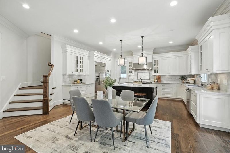 6434 Noble Dr, Mclean, VA 22101