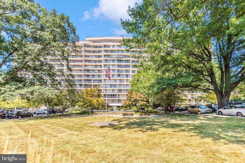 3333 University Blvd W #708, Kensington, MD 20895