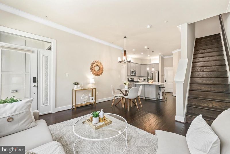 1334 S Quinn St, Arlington, VA 22204