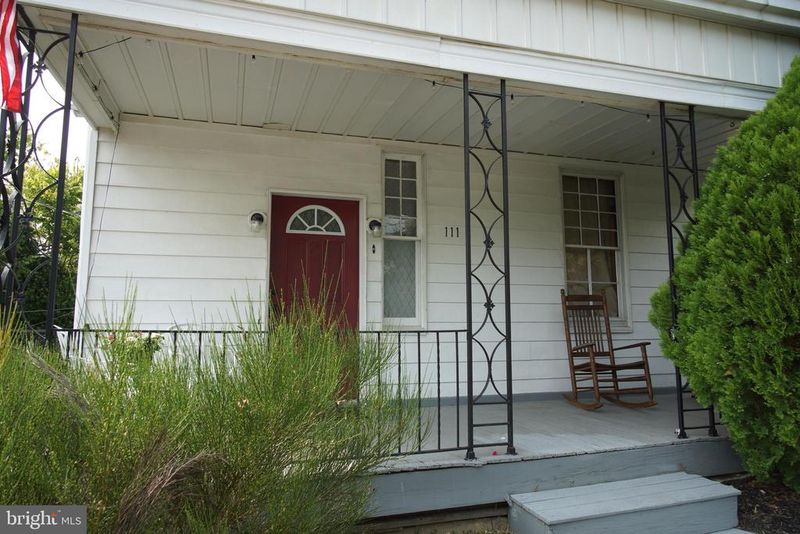 111 4th Ave, Brunswick, MD 21716
