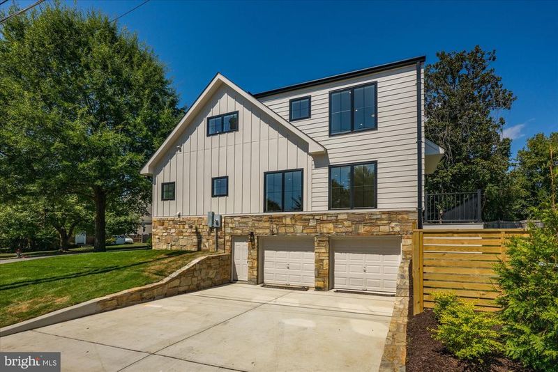 1200 Lincoln Ave, Falls Church, VA 22046