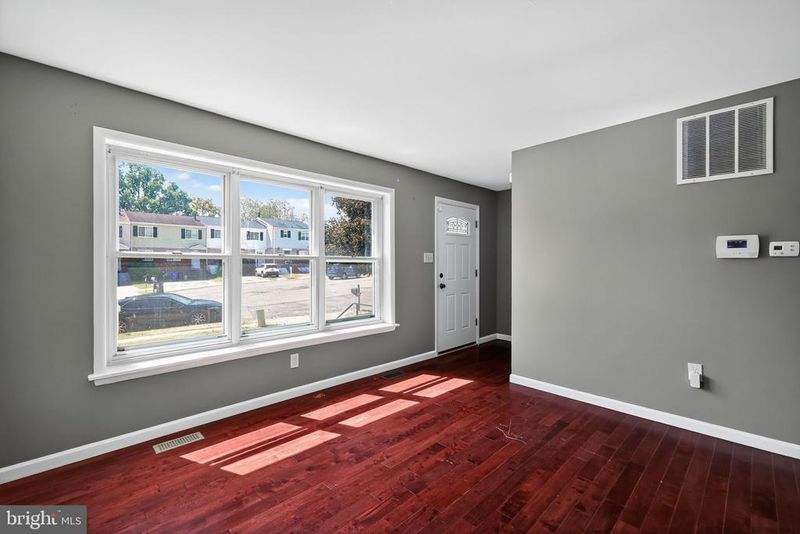 7610 Carissa Ln, Laurel, MD 20707